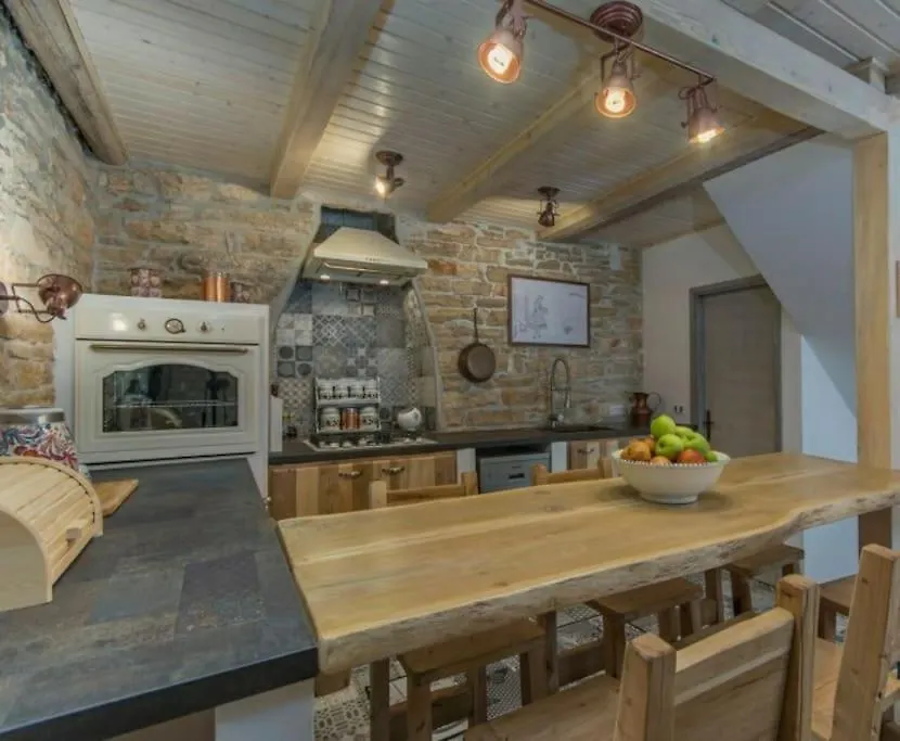 Vila Tilia Manjadvorci